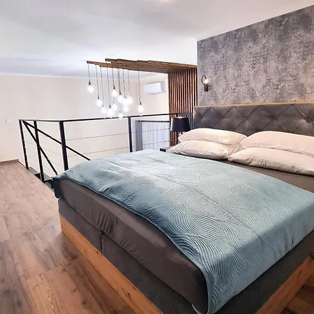 Appartement Goldcentral Neocity B6 - Next To New York Cafe *