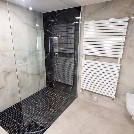 Appartement Goldcentral Neocity B6 - Next To New York Cafe Budapest